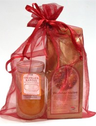 Zeige Details für Teegeschenk mit Weihnachtstee (schwarzer Tee) Bild von Teegeschenk mit Weihnachtstee (schwarzer Tee)