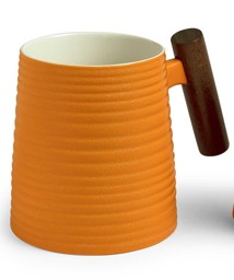 Zeige Details für Clementine Tasse Henkelbecher Porzellan mit Holzgriff Bienenkorb Bild von Clementine Tasse Henkelbecher Porzellan mit Holzgriff Bienenkorb