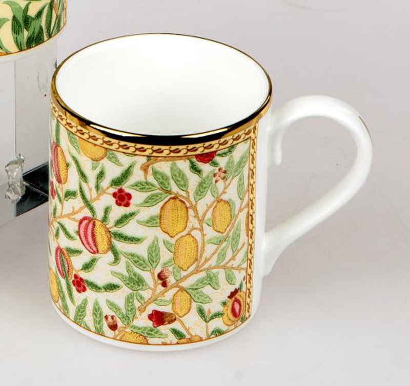 Bild von Pomegranate Larch Roy Kirkham Tasse Henkelbecher 0,3 